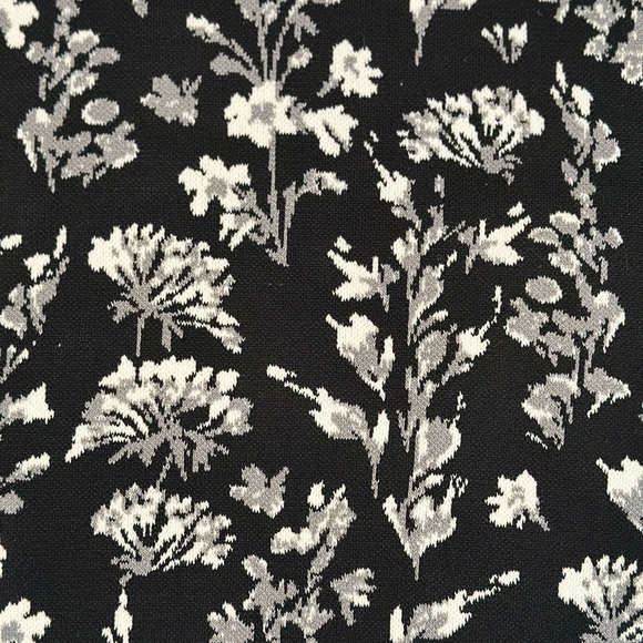 BCBGMaxAzria Floral Black and White Knee Length Skirt- Size Small - Picture 4 of 6